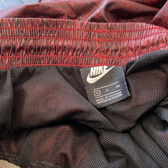 Nike red joggers - Picture 11 of 12